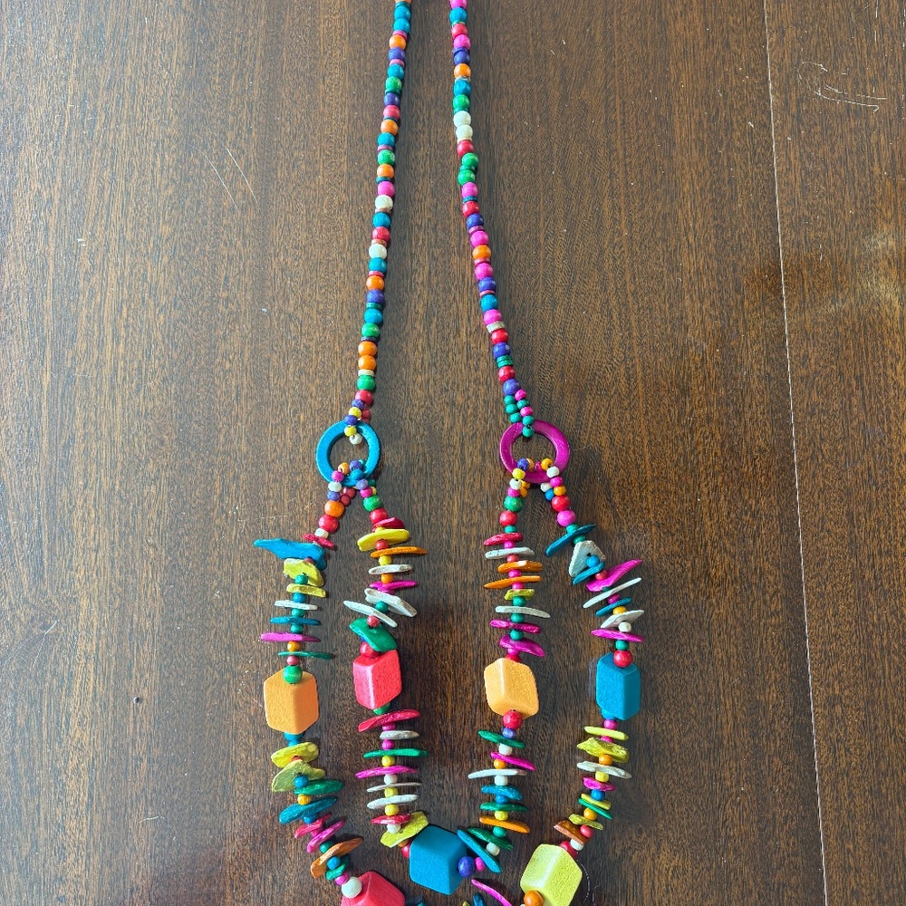 MULTI-COLORED WOODEN BEAD NECKLACE